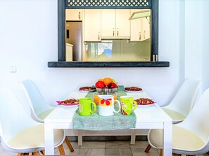 Apartment | Dining - Belvilla by OYO Minarete 10A (Roquetas de Mar)