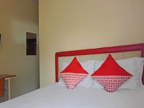Deluxe Double Room - OYO 93960 Mirage Haven (Jakarta)