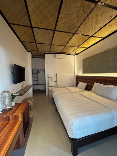 Azul de Panglao Hotel