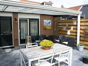 House | Dining