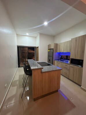 Microwave, oven, stovetop - 5 minutes to DownTown, Ecos Del Mar Villas 2 (Punta Cana)