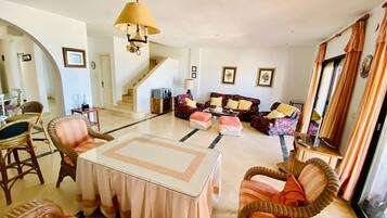House | Living area | DVD player