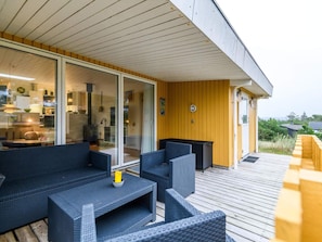 House | Exterior - 6 Person Holiday Home in Henne (Henne)