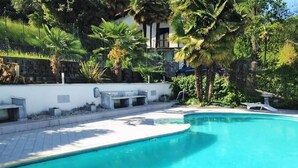 House | Pool