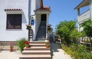 Exterior - Maja Apt 2 Comfortable Holiday Residence (Fazana)