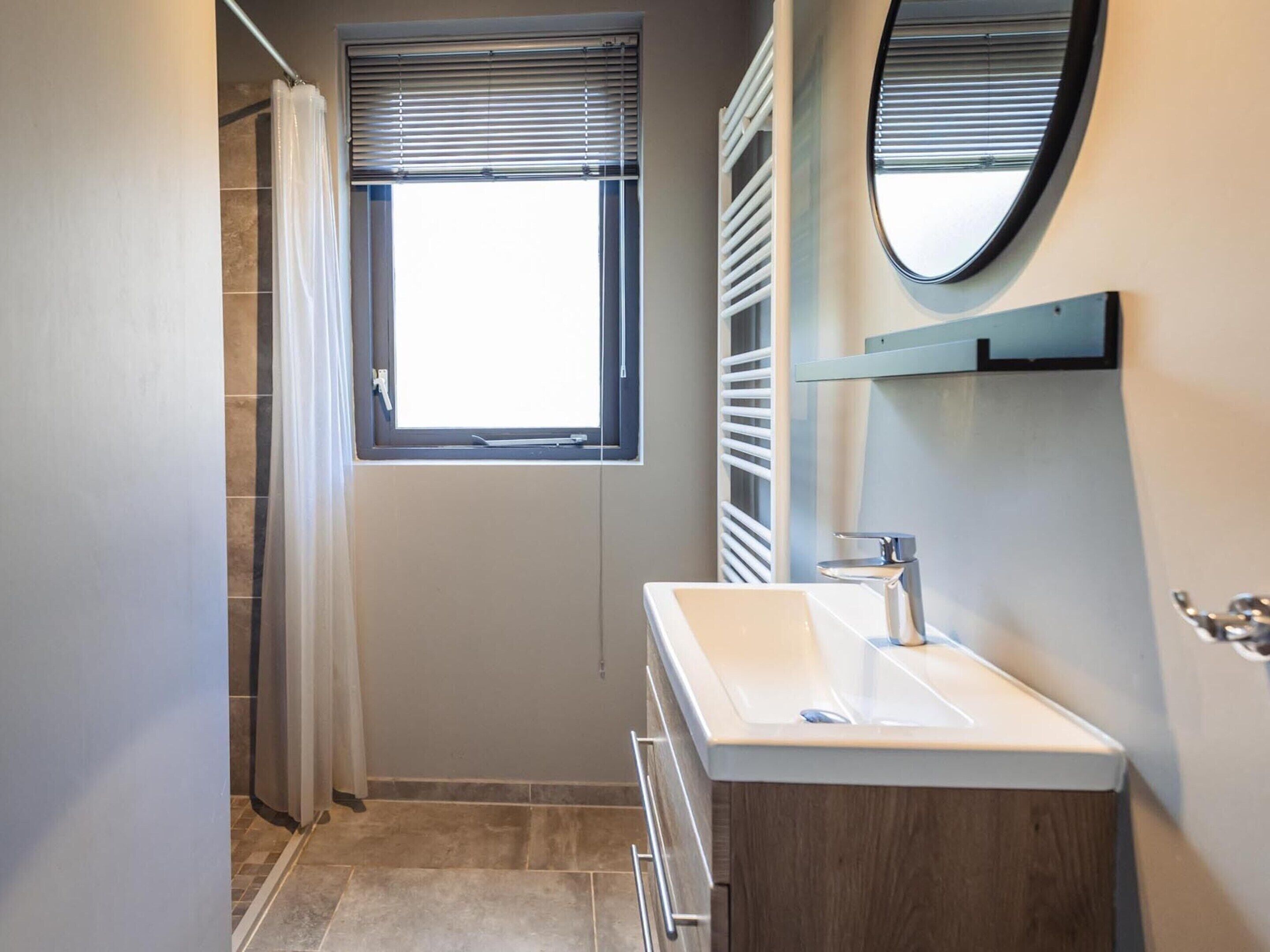 House | Bathroom