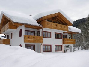 Exterior - Schachen Comfortable Holiday Residence (Garmisch-Partenkirchen)