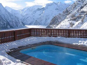 Indoor pool, outdoor pool - Beautiful Chalet With a Sauna (Les Deux Alpes)
