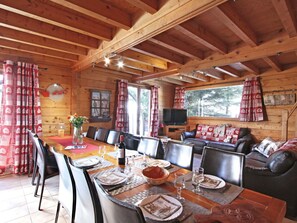 Dining - Beautiful Chalet With a Sauna (Les Deux Alpes)