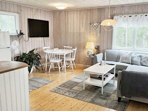 House | Dining - 5 Person Holiday Home in Djurhamn-by Traum (Djurhamn)