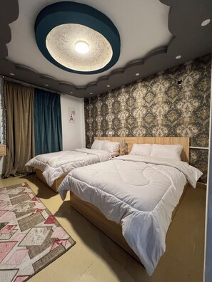 Basic Double Room | Desk, blackout drapes, soundproofing, free WiFi - Farido Pyramids (Giza)