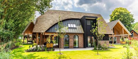 House | Exterior