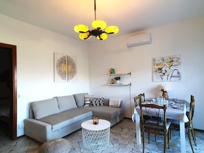 House | Living area