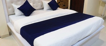 Hotel 7 Heaven Indore