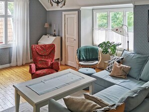 House | Living area - 7 Person Holiday Home in Fargelanda (Färgelanda)