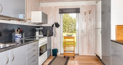 6 Person Holiday Home in Roslev