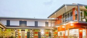 RedDoorz @ EM Pensiontel Butuan City