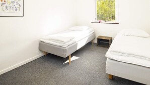 House - 4 Person Holiday Home in Laeso (Læsø)