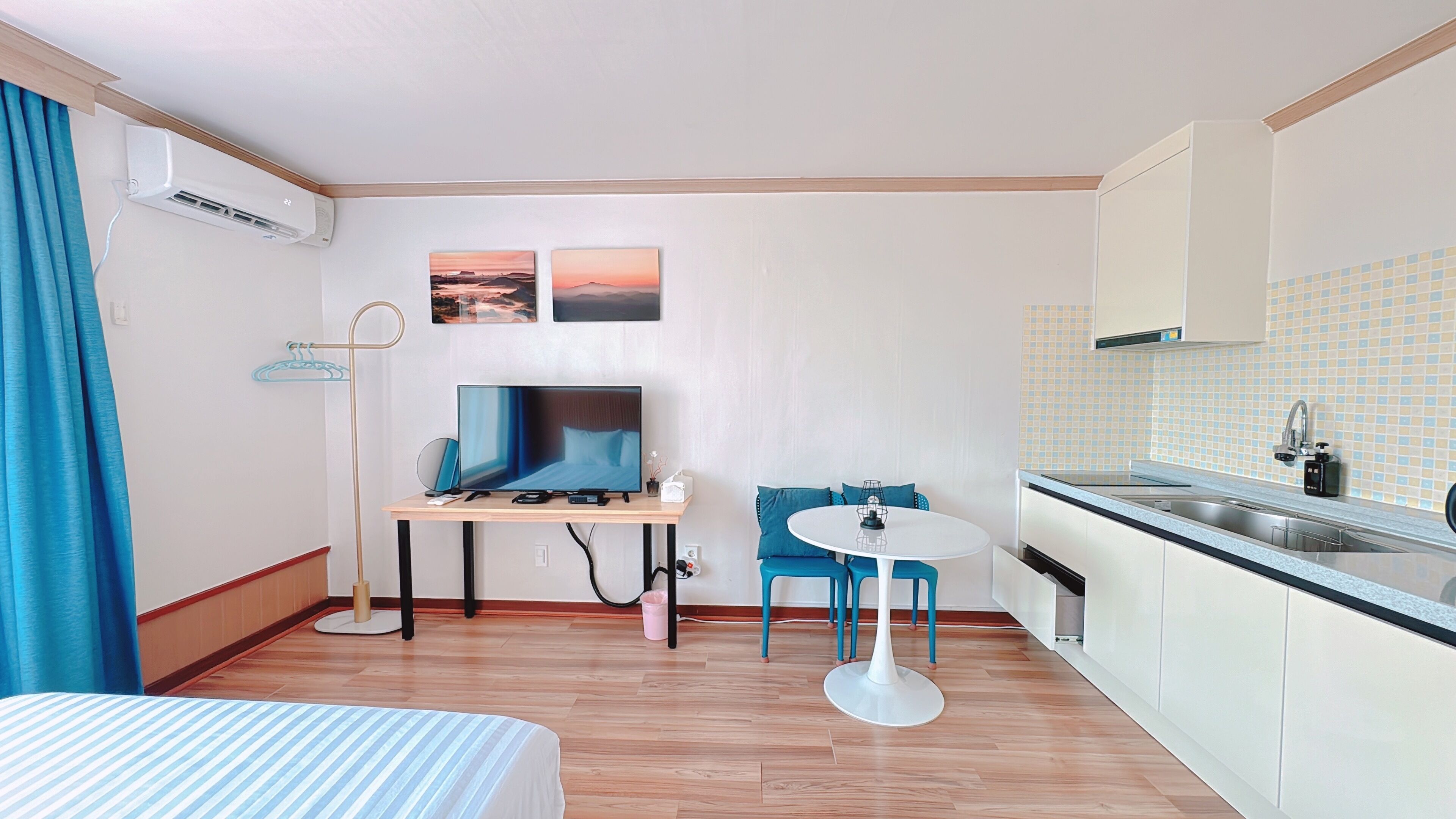 Basic Room, Multiple Beds, Kitchenette, Garden View | Blackout drapes, WiFi (free), bed sheets