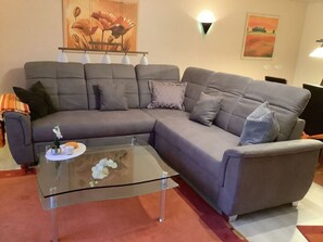 Living area - Glasner Comfortable Holiday Residence (Bad Camberg)