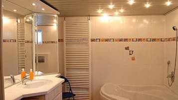 House | Bathroom