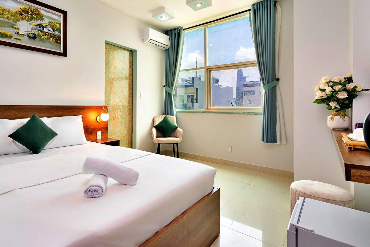 Superior Double Room, City View
