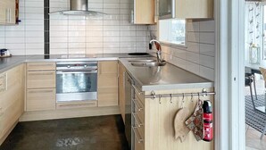House | Private kitchen - 4 Star Holiday Home in Figeholm (Figeholm)