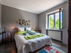 4 室のベッドルーム、WiFi