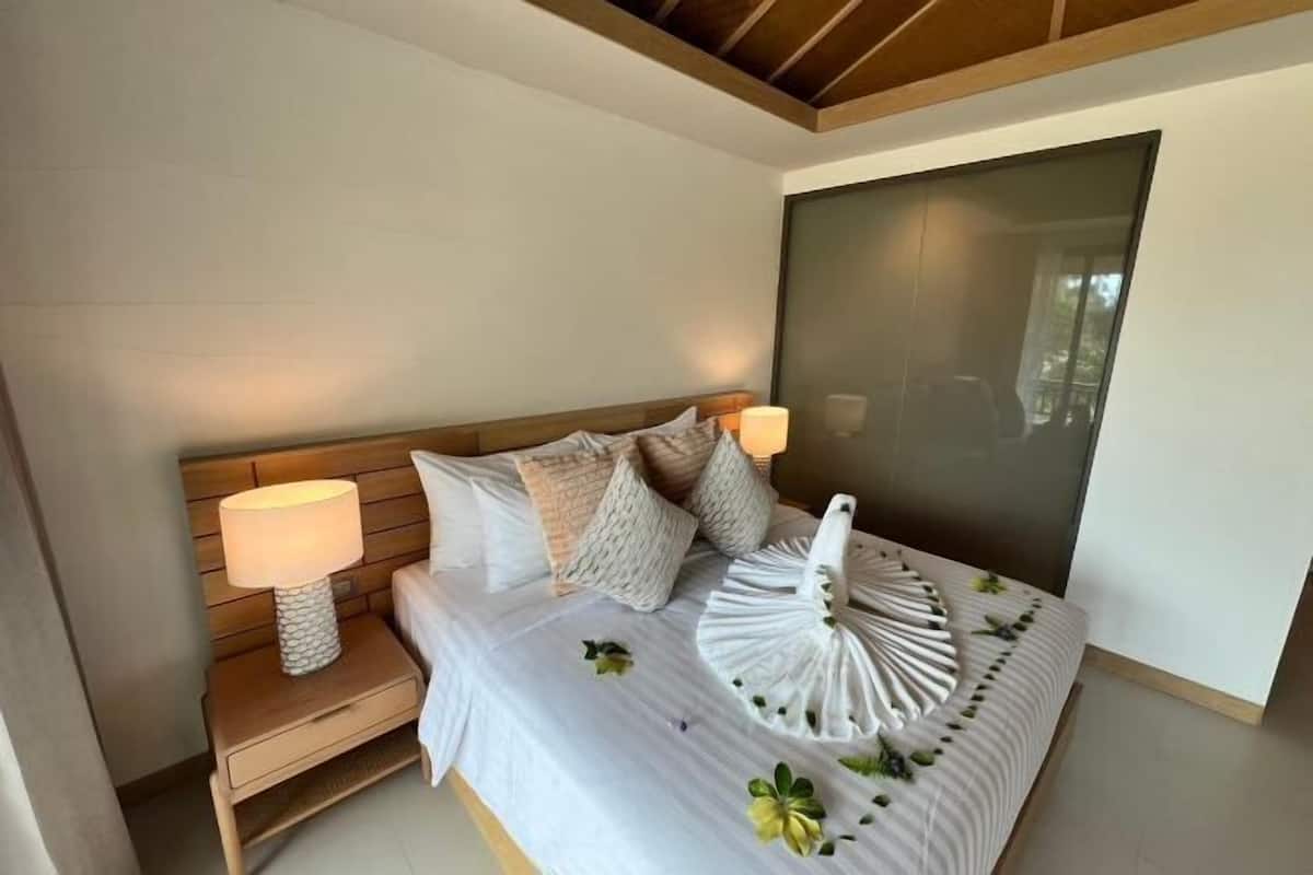 1 bedroom, free minibar, in-room safe, blackout drapes