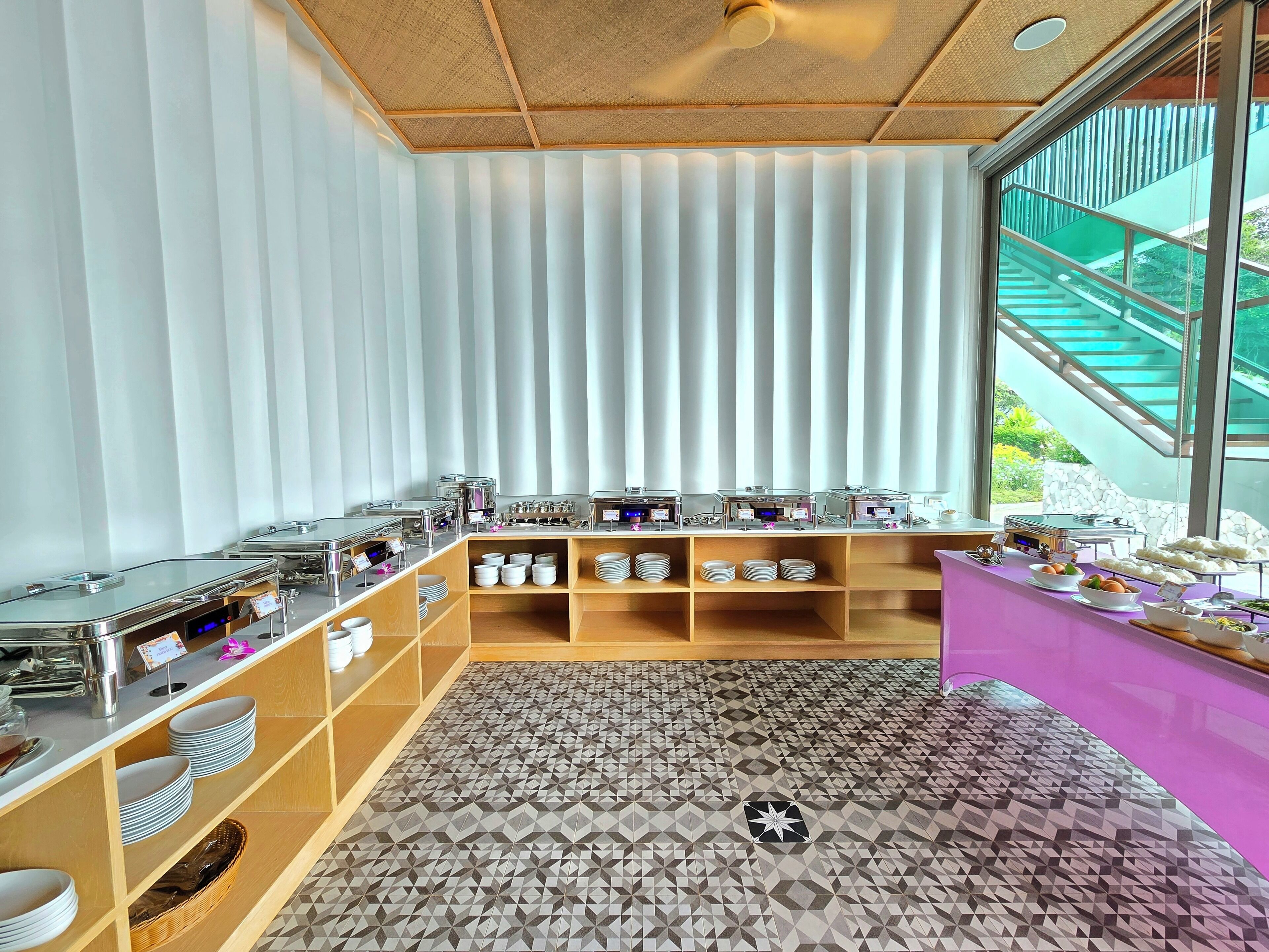 包含每日自助早餐