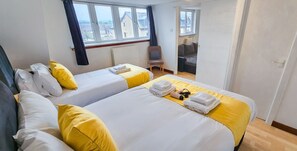 مكواة/لوح كي وواي فاي مجانًا وملاءات أسرّة