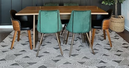 Bay Area Bliss: Cozy Family Condo in the Heart of Hayward Hills Close to CSUEB.