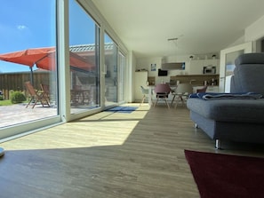 Apartament | Cuina privada | Forn i bullidora elèctrica 