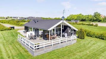 Rumah | Tempat makan outdoor