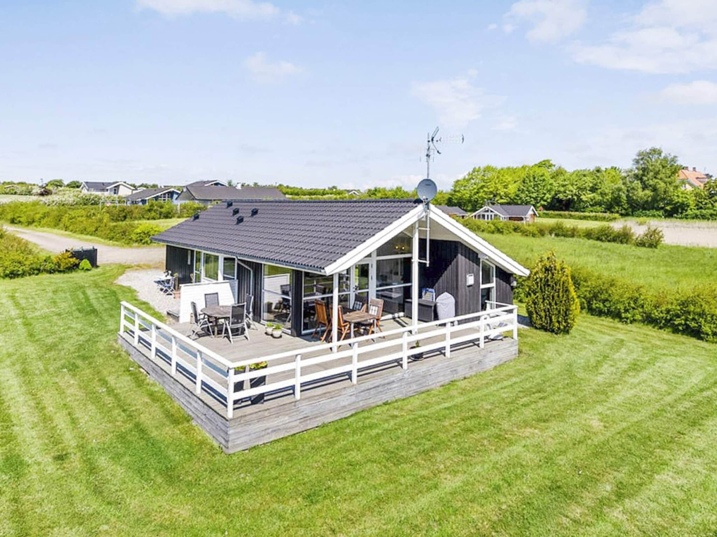 House | Outdoor dining