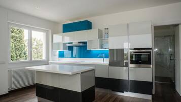 Apartment | Private kitchen | Oven, toaster