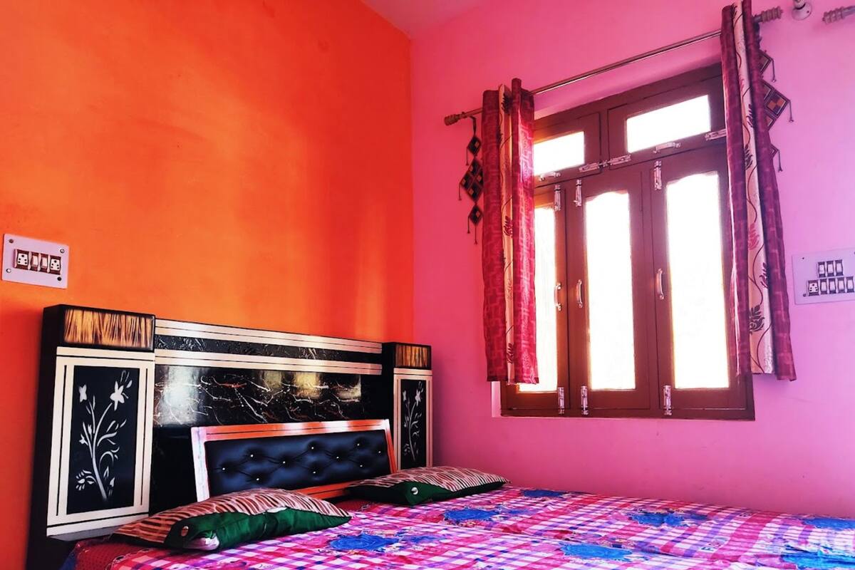 Deluxe Double Room | WiFi (free), bed sheets