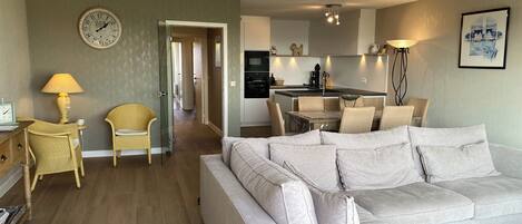 Apartment | Living area