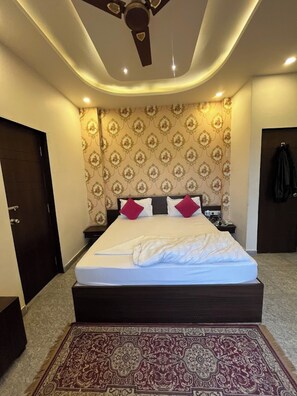 Kahden hengen deluxe-huone | Ilmainen Wi-Fi, vuodevaatteet