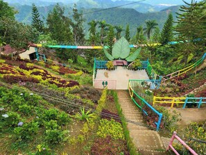 Garden view - JVR Island in the Sky Resort (Balamban)