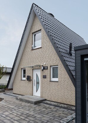 Exterior - Holiday Home Villa Maiwaldo (Wurster Nordseeküste)