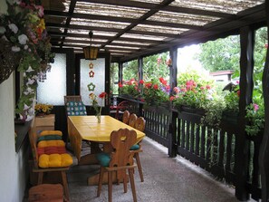 Dining - Apartment in Tyrol (Berlin)