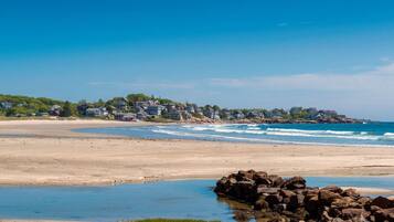 Beach nearby, kayaking, fishing