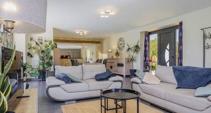 Christopha, maison de vacances avec belle piscine privée