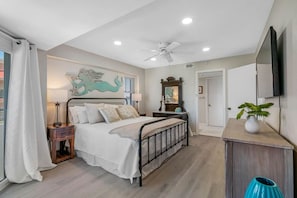 2 habitaciones, escritorio, tabla de planchar con plancha y wifi gratis 