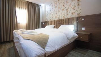 Chambre Double Deluxe, 1 trĂšs grand lit