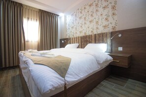 Deluxe Double Room, 1 King Bed | Free WiFi, bed sheets - Beirut 2 (Amman)