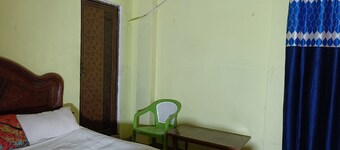 Goroomgo Sanskriti Paying Guest House Varanasi