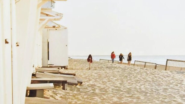 A beach with wooden structures and a railing. - Lovely Holiday Home in Vlaanderen With Garden (De Haan)