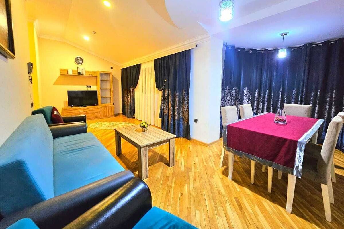 Căn hộ Cao cấp, 2 phòng ngủ, quang cảnh thành phố | Bộ đồ giường cao cấp, minibar, bàn 